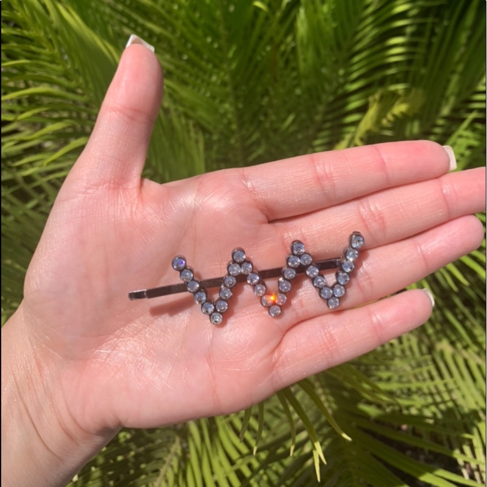 Zig Zag Rhinestone clip